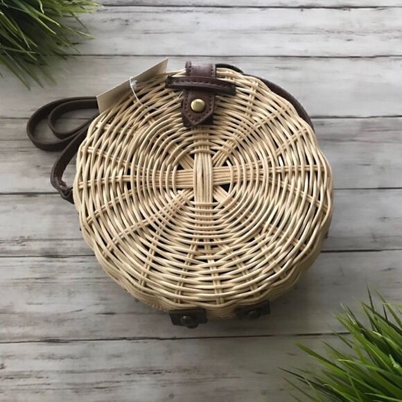 ASOS Handmade natural Straw Circle Bag. - Picture 4 of 7